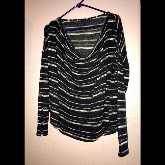 NWOT APT 9 Sweater Black with gray stripes - Picture 2 of 2